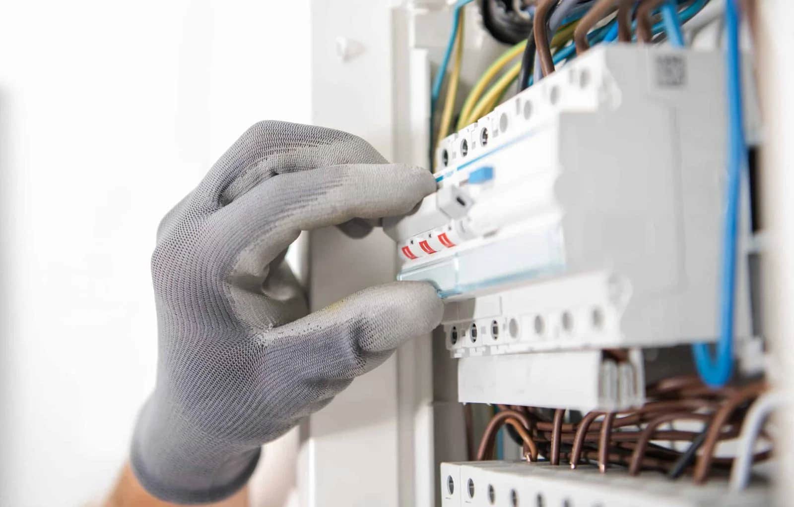 Testing at an electrical distribution board
